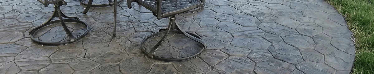 Garden relaxation area with professionally installed stone flooring in Tampa FL